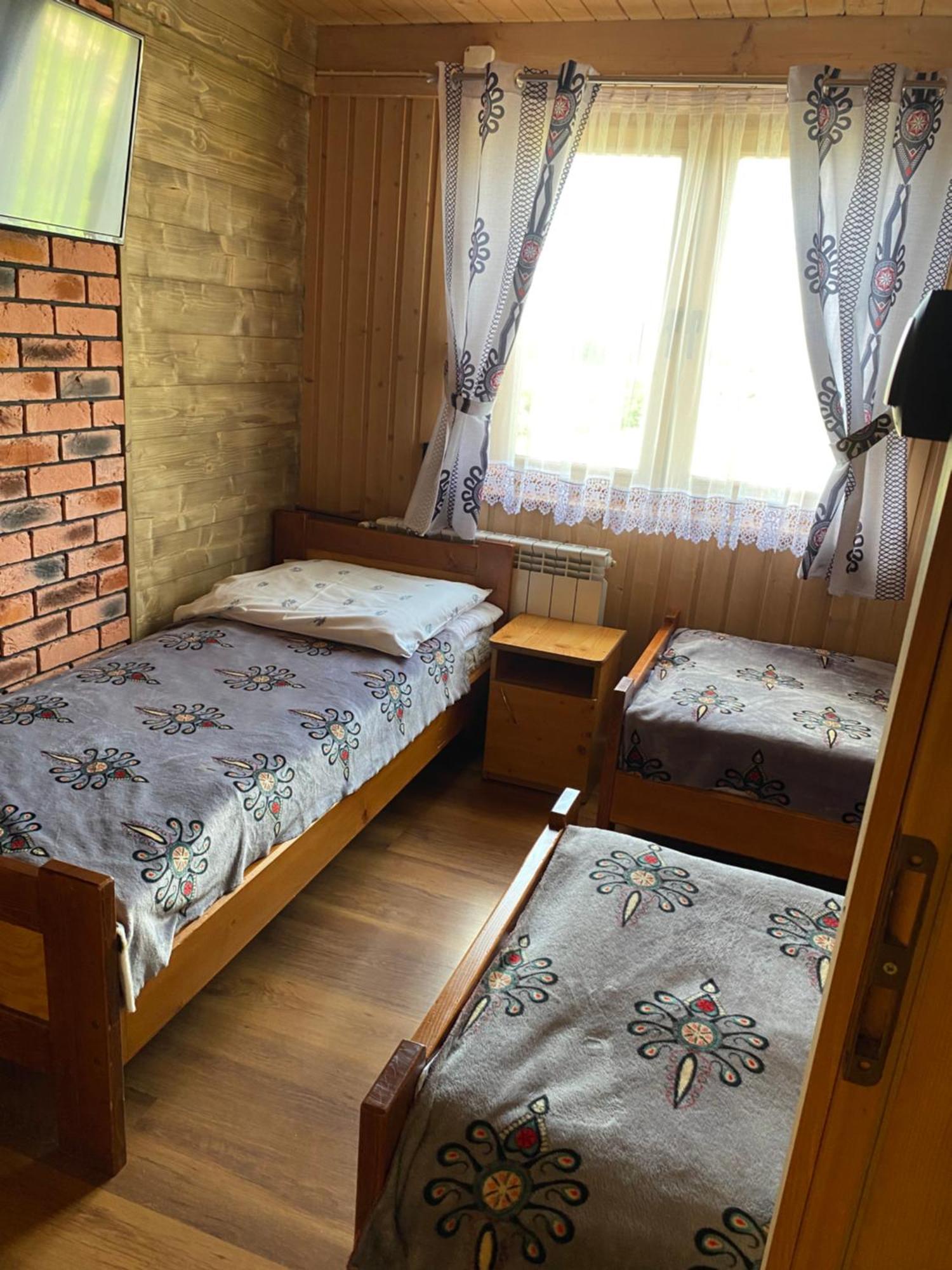 Chatka U Staszka Małe Ciche Exterior photo